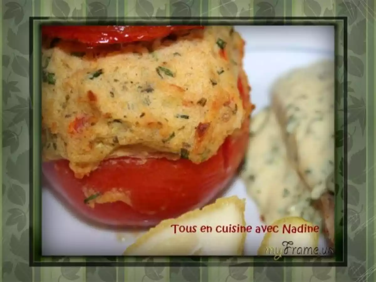Saumon sauce tartare chaude, tomates farcies à la purée aux aromates