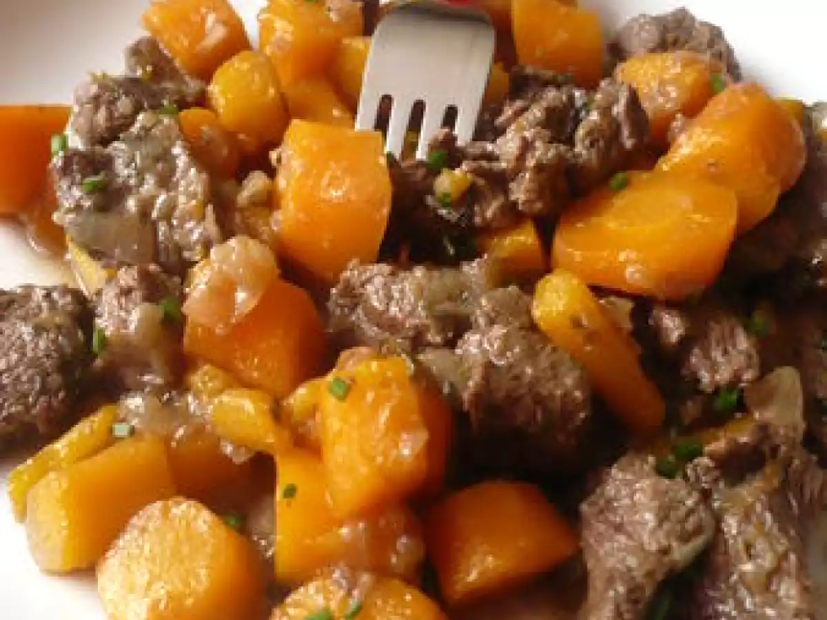 Sauté de boeuf aux carottes nouvelles