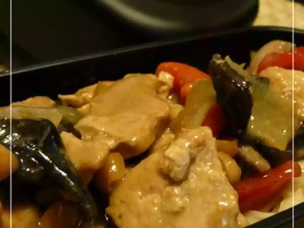 Sauté de porc aux cacahuètes et champignons noirs (Défi Placard n#14) - photo 2