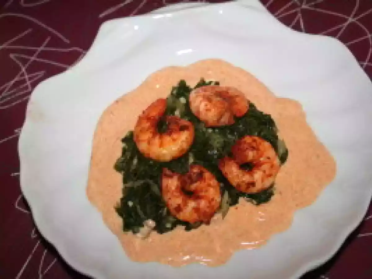 Scampis sur nid d'épinards, sauce citronnée au mascarpone - photo 2