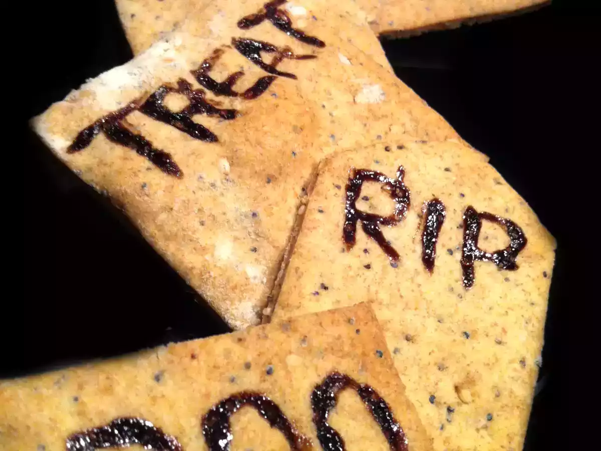 Scary Halloween Crackers !