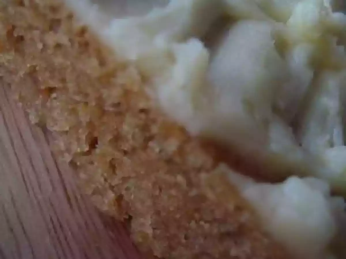 SCOTTISH WHISKY CAKE, ORANGE ICING - L'ECOSSE EN GÂTEAU AU WHISKY, BEURRE A L'ORANGE - photo 2