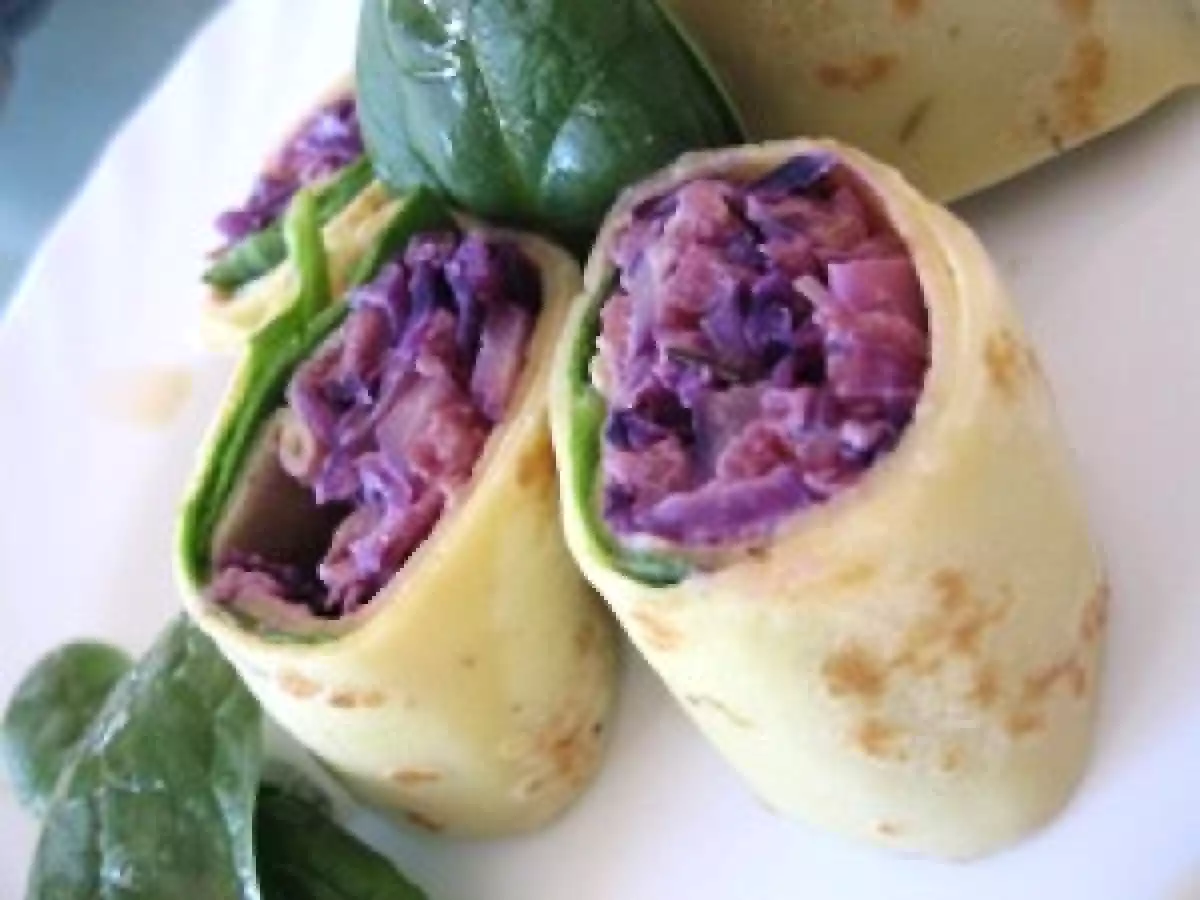 Semaine du chou rouge : Crêpes fourrées chou rouge/pomme au chèvre - photo 2