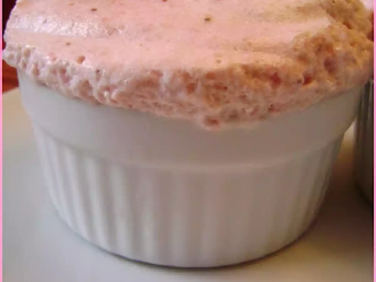 Semi fredo aux fraises du Québec:un dessert rafraichissant!