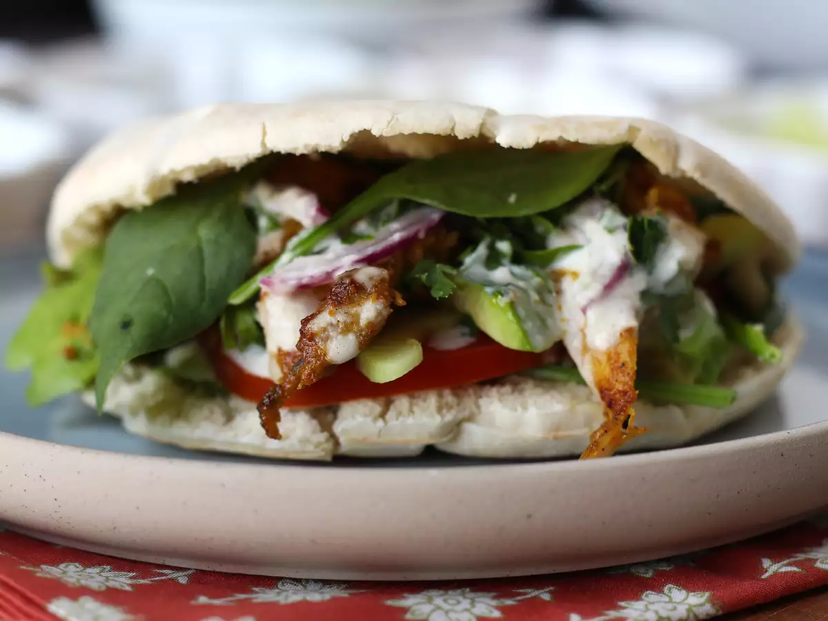 Shawarma de poulet au Air Fryer, pita et sauce tahini - photo 3