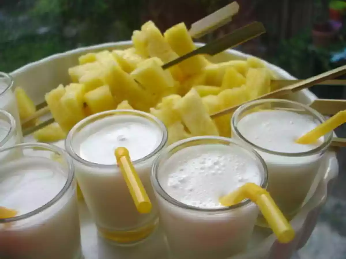 Shots lait d'amande et cardamome