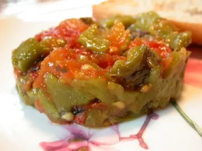 Slata Méchouia ou Salade aux poivrons grillés
