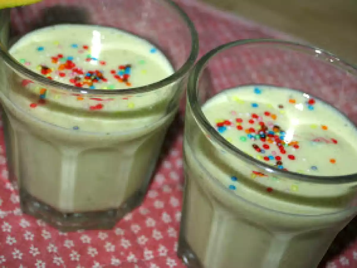 Smoothie ananas-mangue au gingembre et coriandre