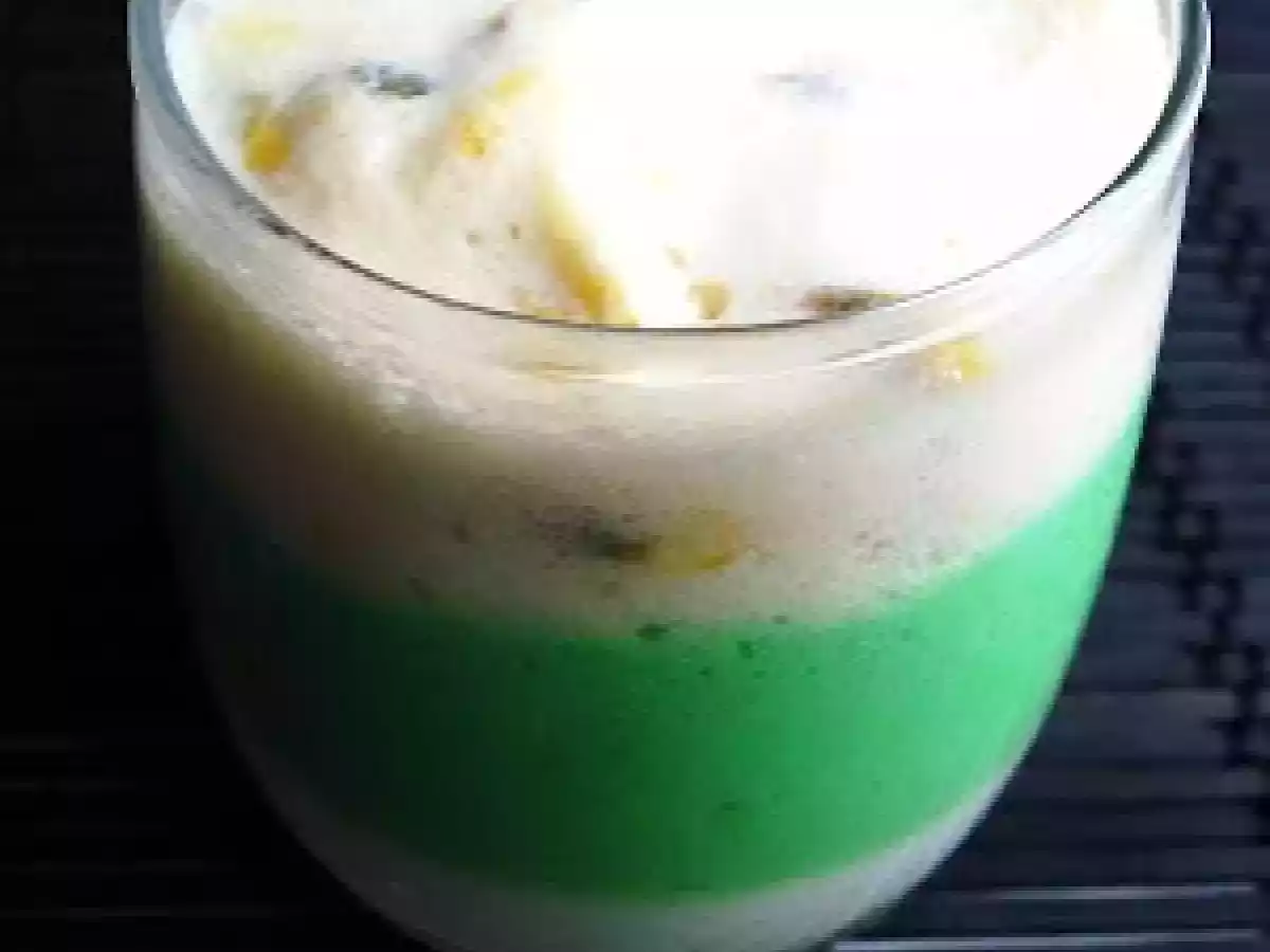 Soleil, ou pas, et légèreté asiatique - trio de mousse pandan, passion, sudashi