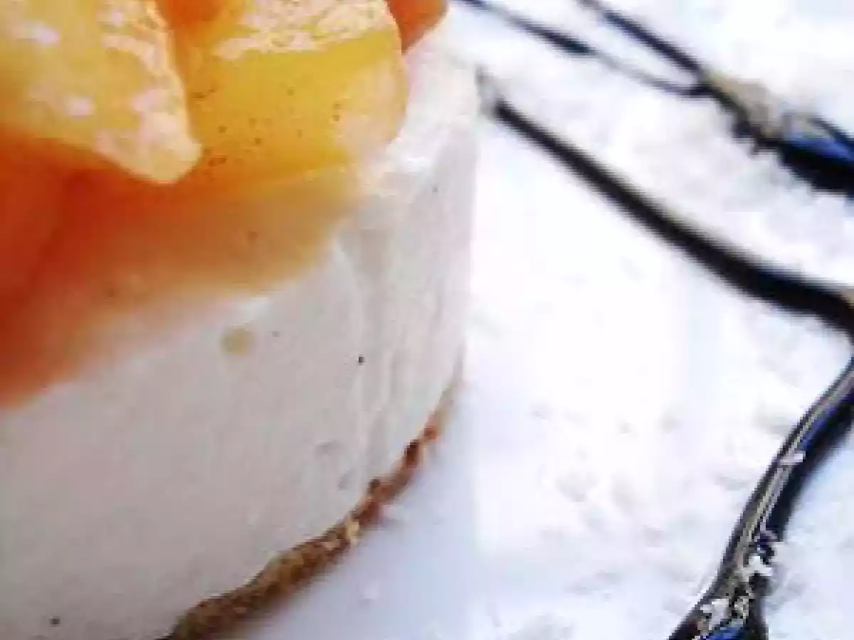 Sorbet pomme-roquette ; entremets coco prune, caramel balsamique