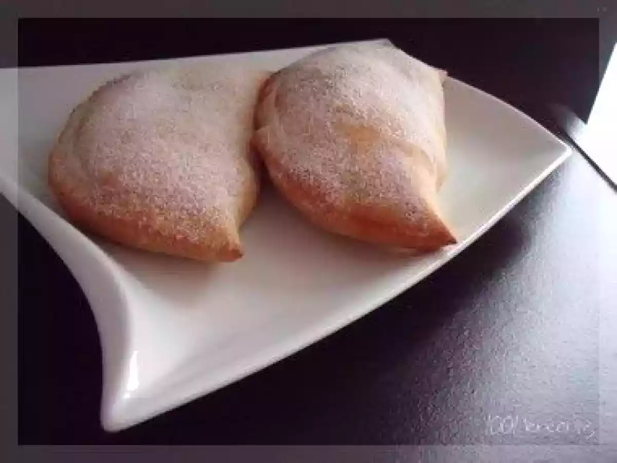 Soufflés de Blida (chaussons briochés Algériens)