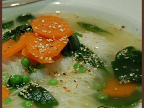 Soupe asiatique improvisée