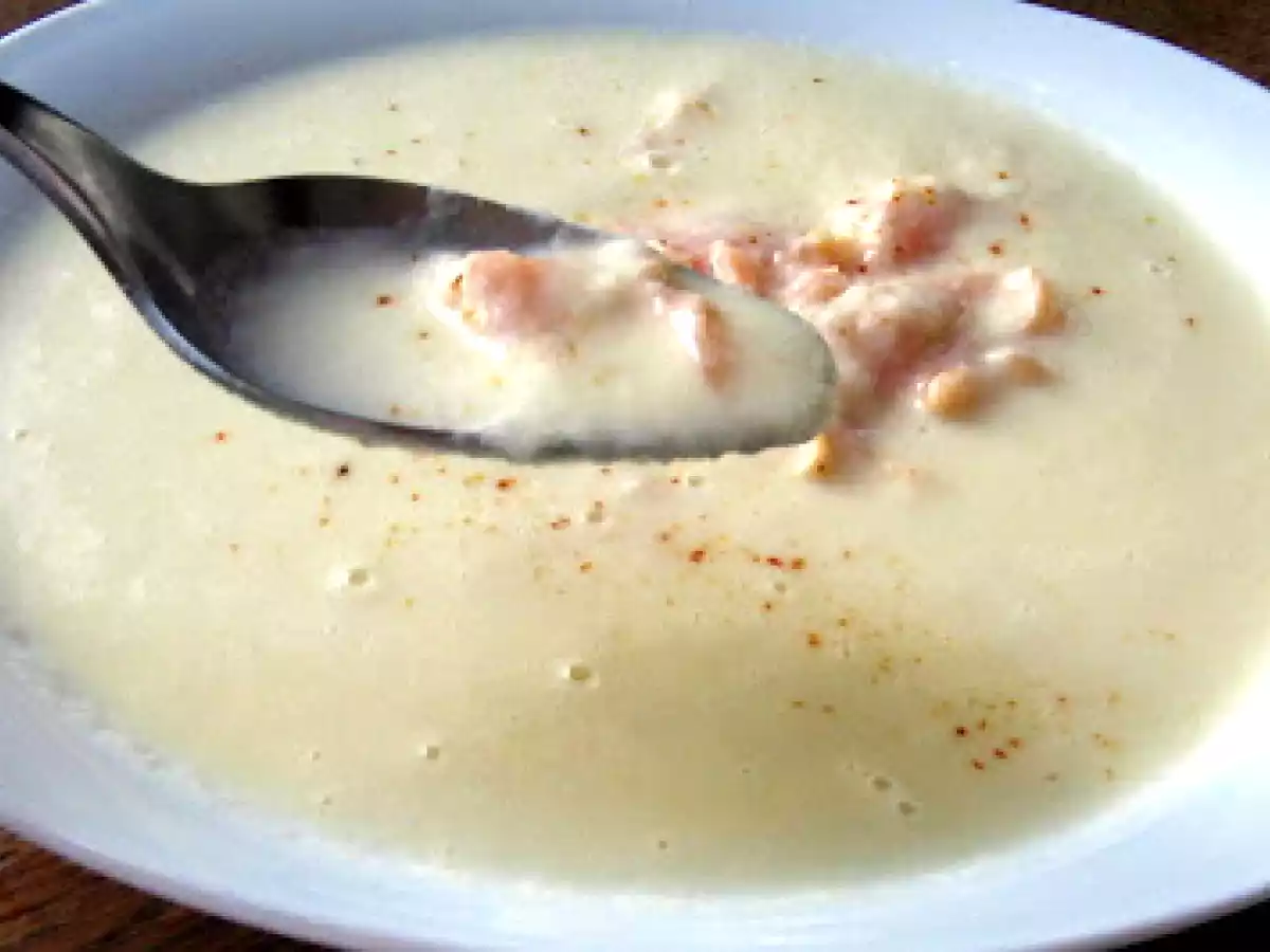 Soupe au raifort frais et aux pommes - Apfel-Meerettichsuppe