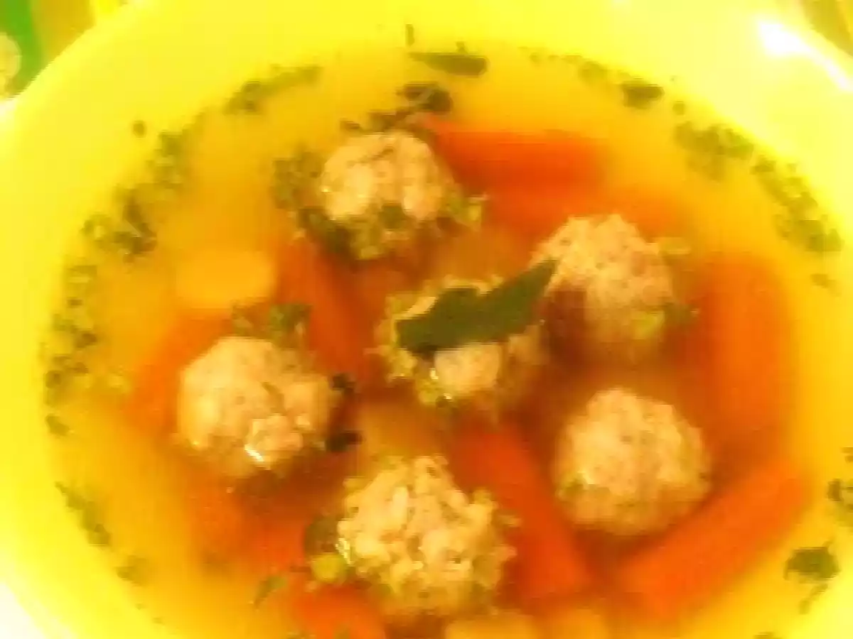 Soupe aux boulettes de viande