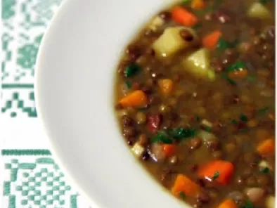 Soupe paysanne au chou vert - Recette de soupe maison