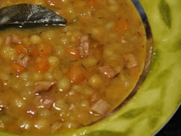 Recette de soupe aux pois traditionnelle au jambon