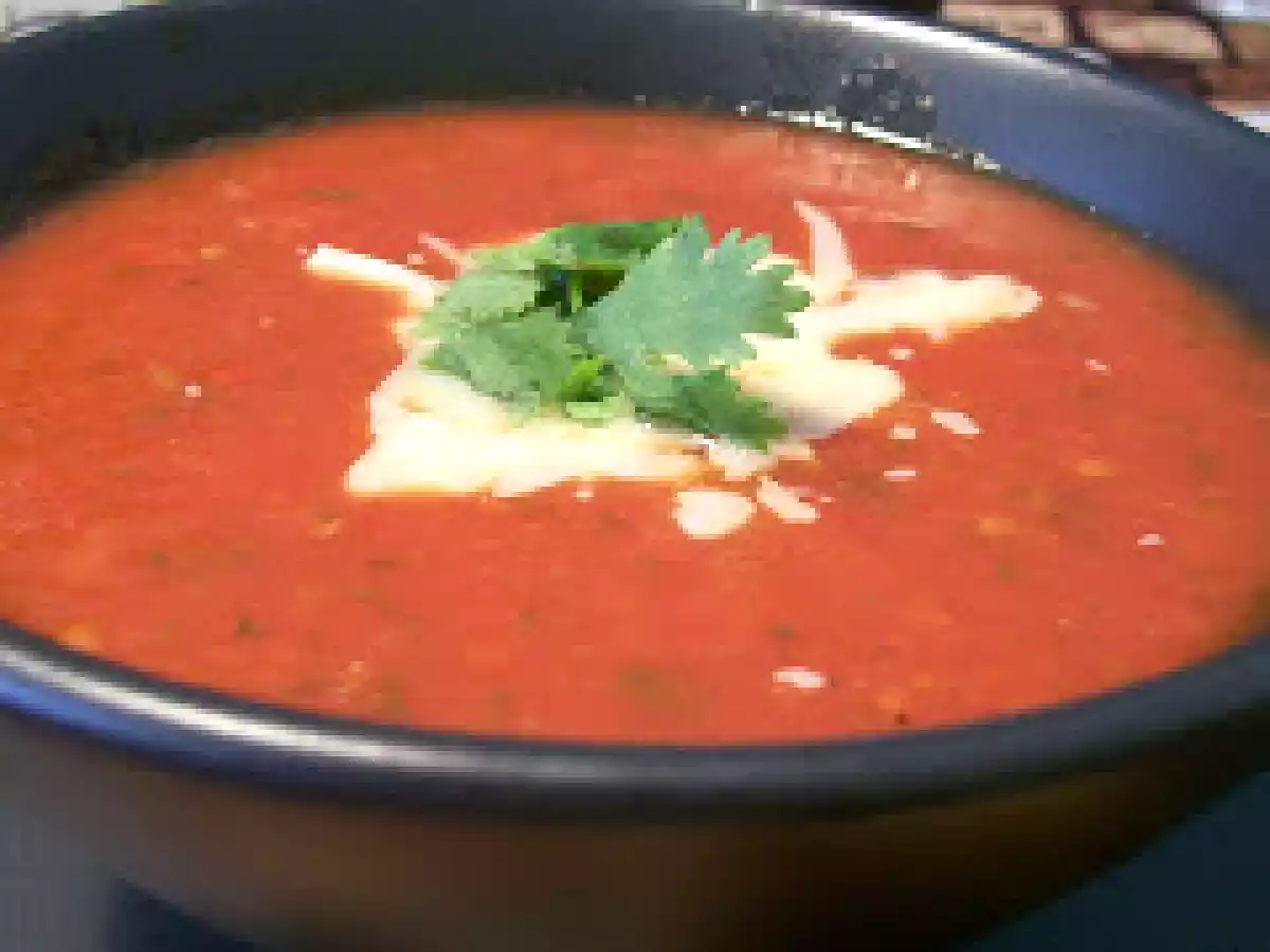 Soupe aux tomates, poivron et à la coriandre de Moi & La Cuisine - photo 3