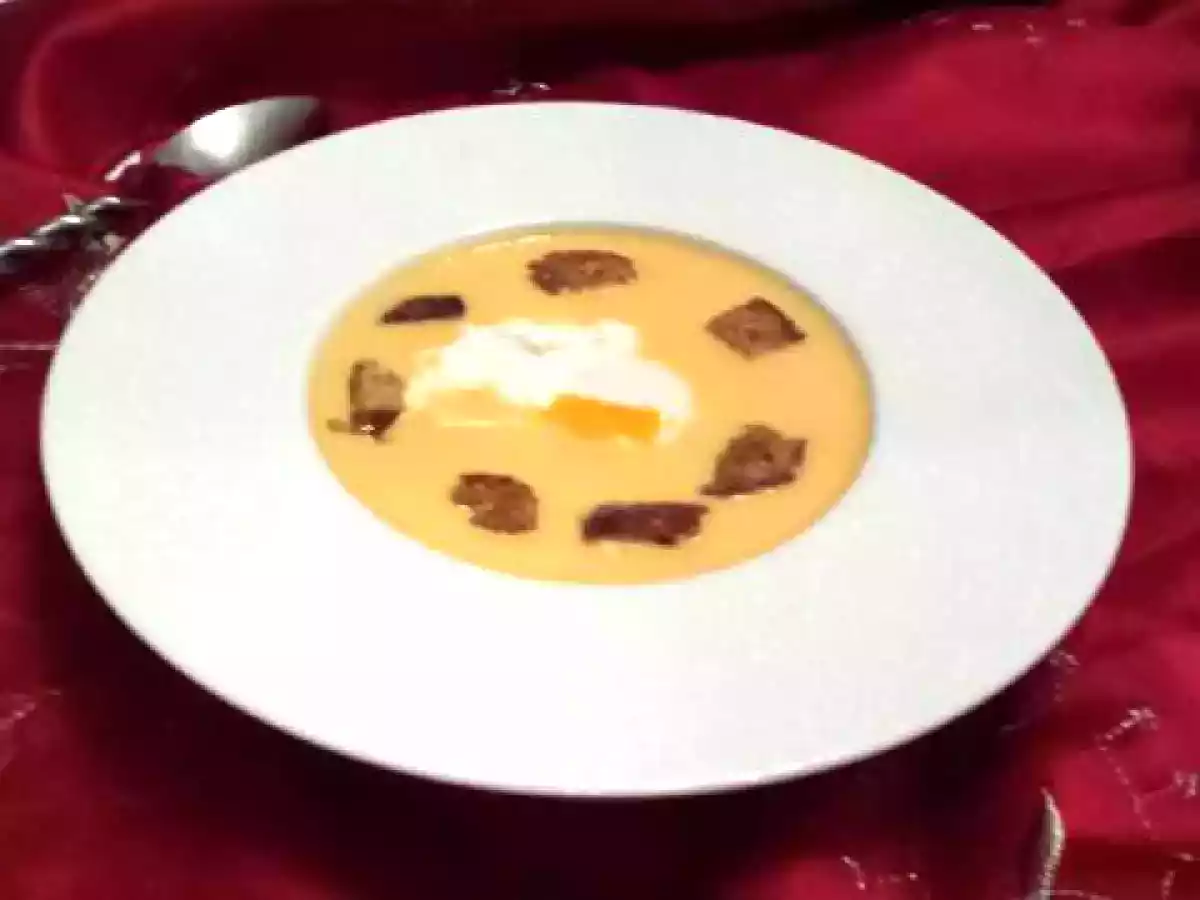 Soupe butternut, oeuf poché et croûtons maison - photo 2