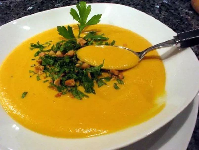 Soupe de carotte à la cacahuète d'après Cléa, photo 1