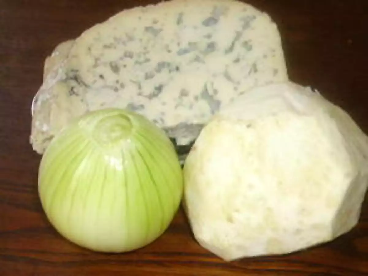 SOUPE DE CELERI-RAVE A LA FOURME D'AMBERT. - photo 3