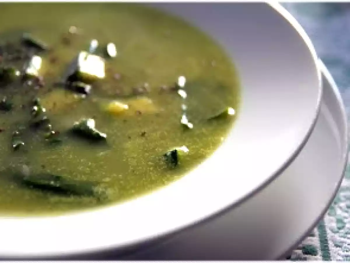 Soupe de courgettes aux épinards