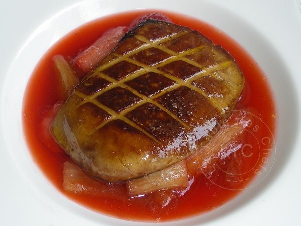 Soupe De Fraise Et Rhubarbe Au Foie Gras Recette Ptitchef