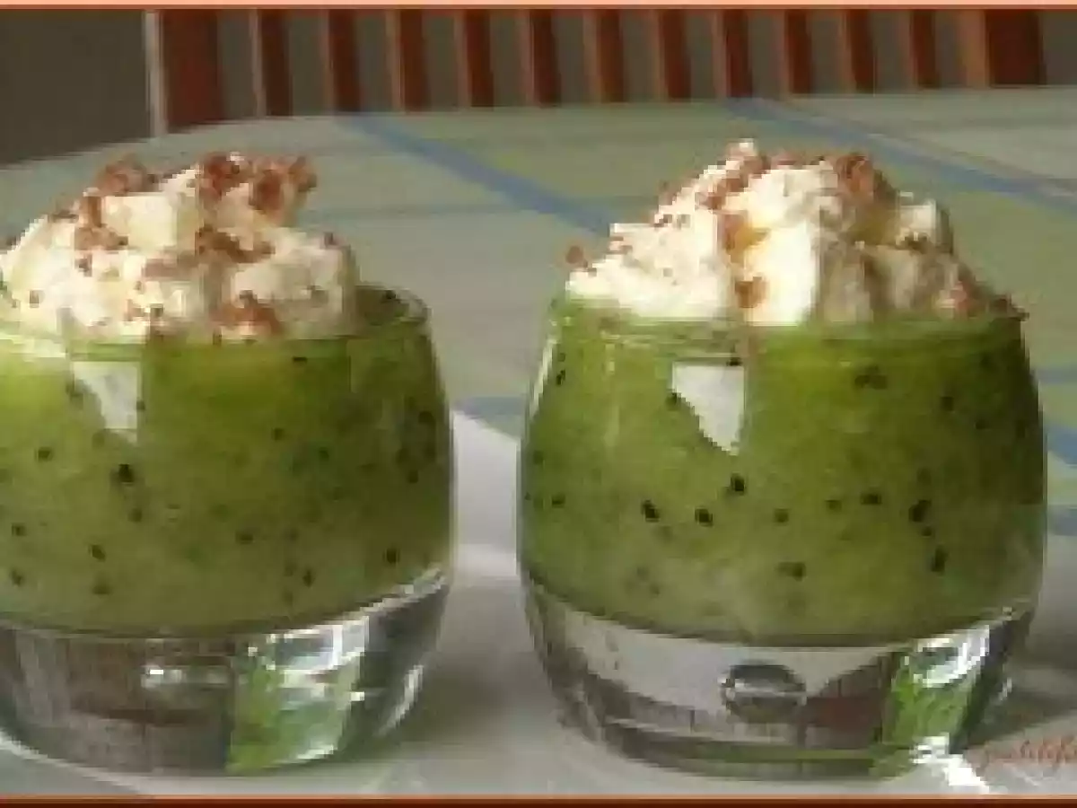 Soupe de kiwis au chocolat blanc