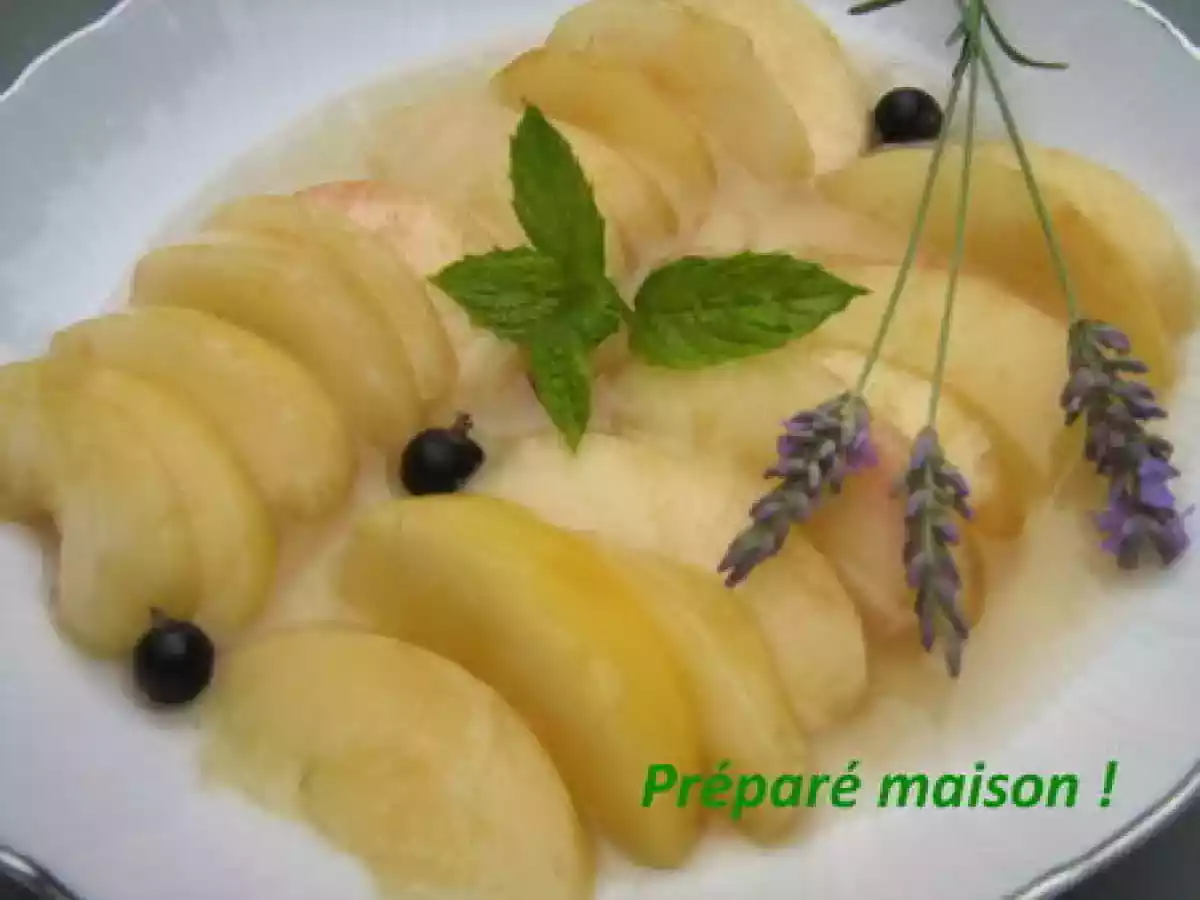 Soupe de pêches au muscat et à la lavande - photo 2