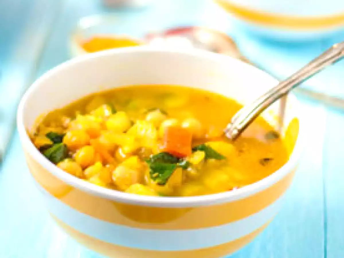 Soupe de pois chiches à l'orientale