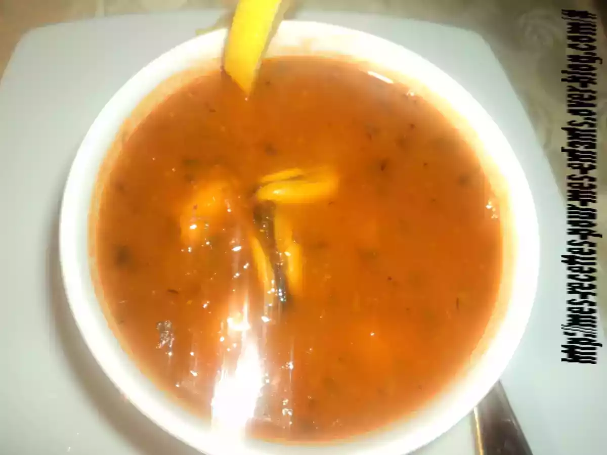 Soupe de riz aux moules et safran