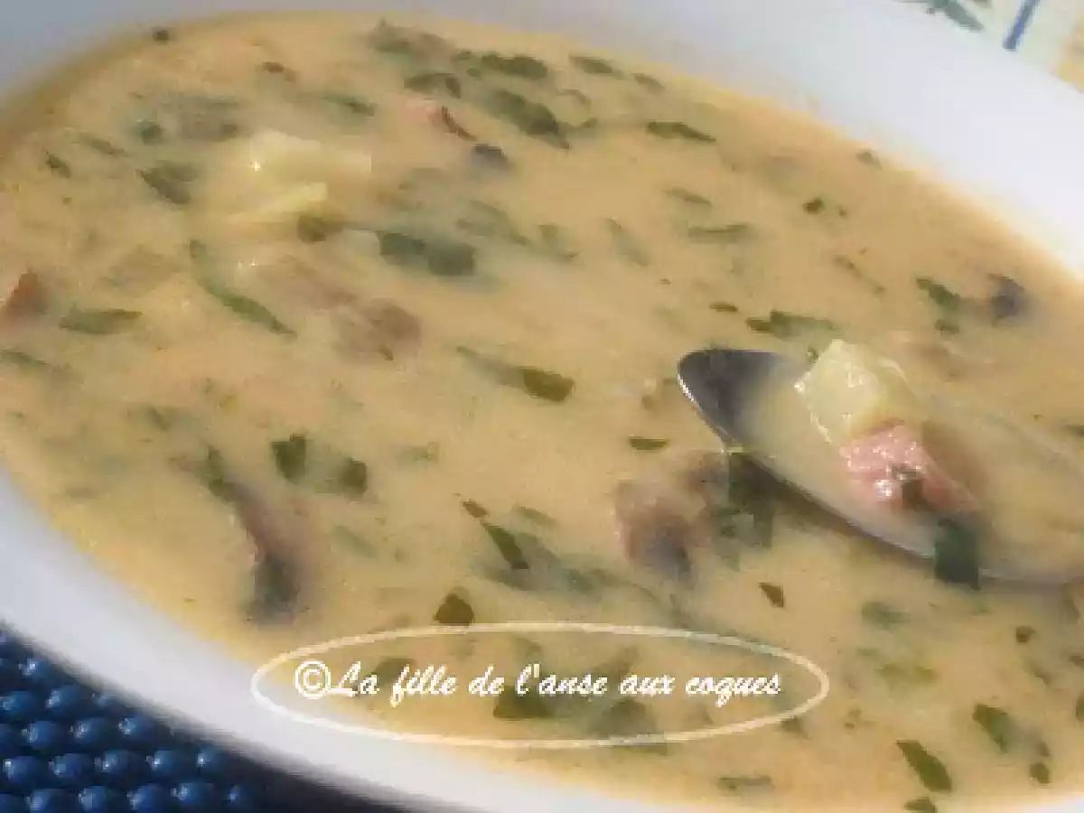 SOUPE FORESTIÈRE AUX CHAMPIGNONS ET AU JAMBON