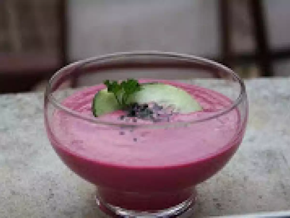 Soupe froide de betterave