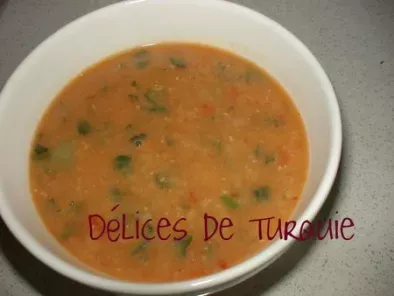 Soupe poivrons-lentilles-riz - Melhem Çorbas