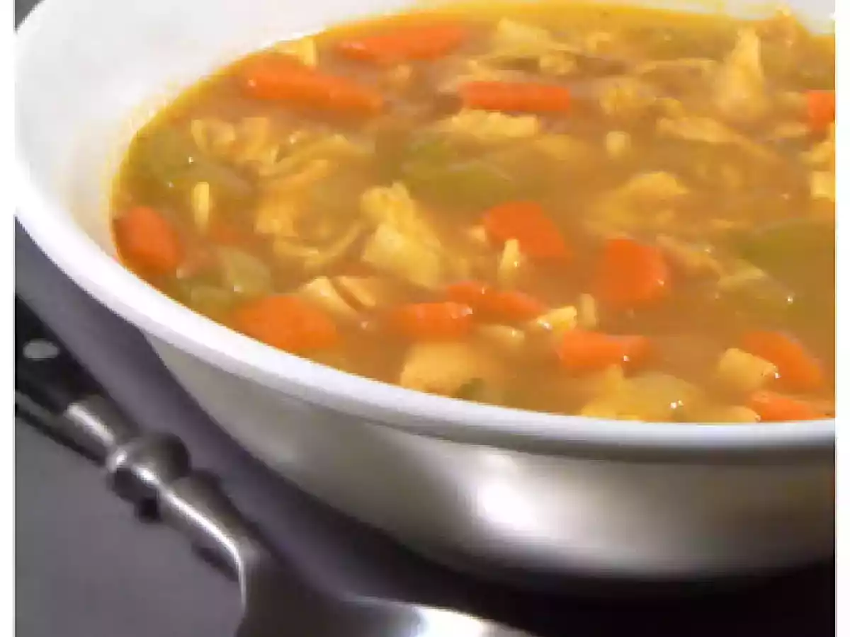 Soupe poulet et nouilles maison - photo 2