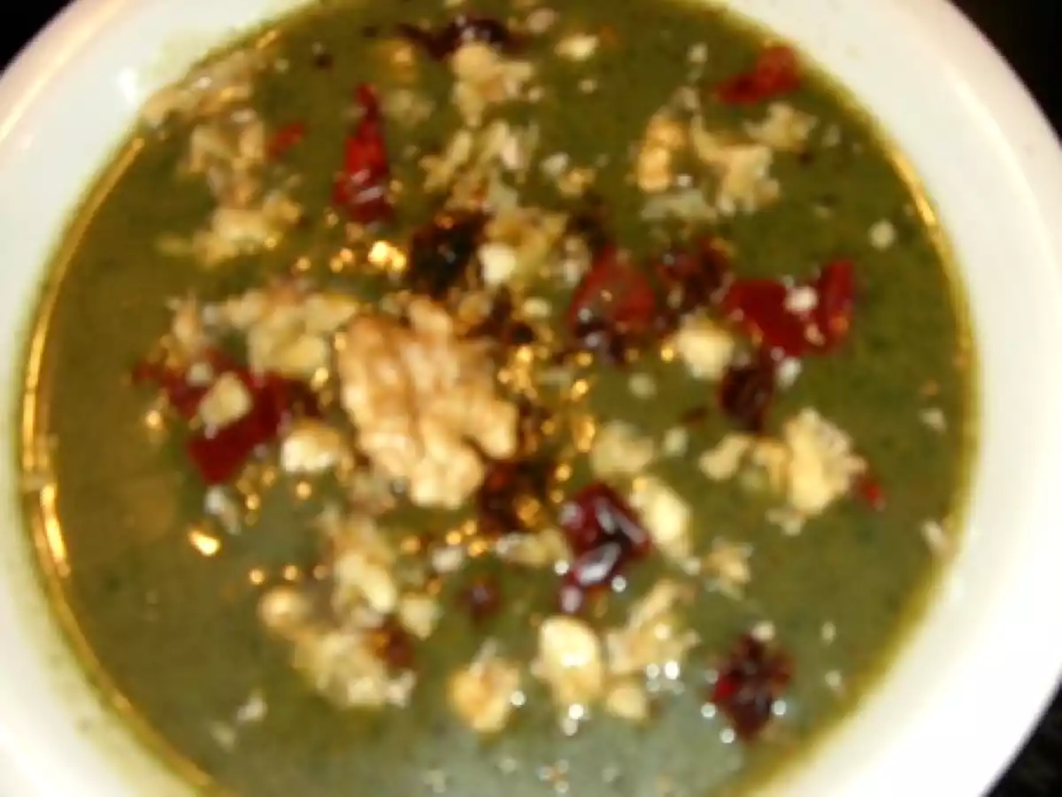 Soupe printanière aux orties