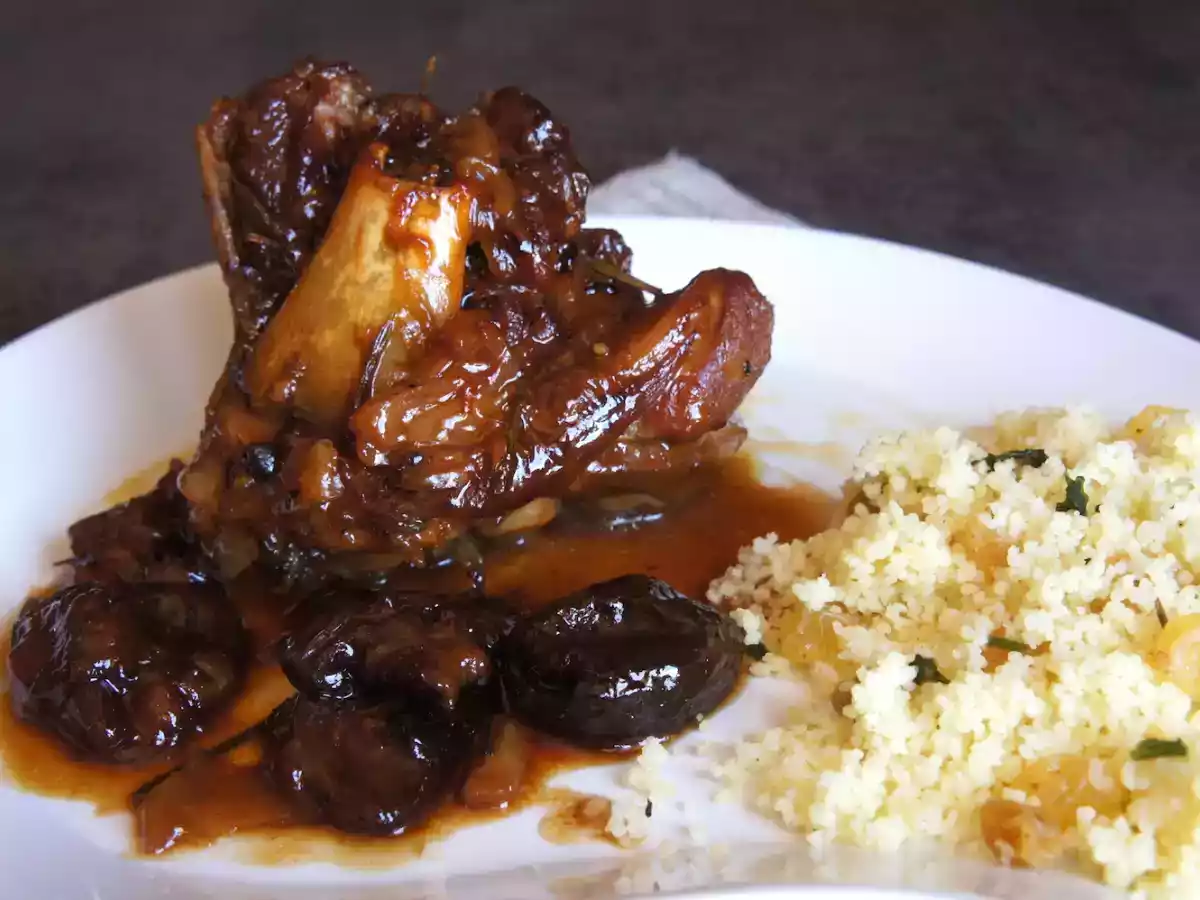 Souris d'agneau au sirop d'érable et aux pruneaux - photo 2