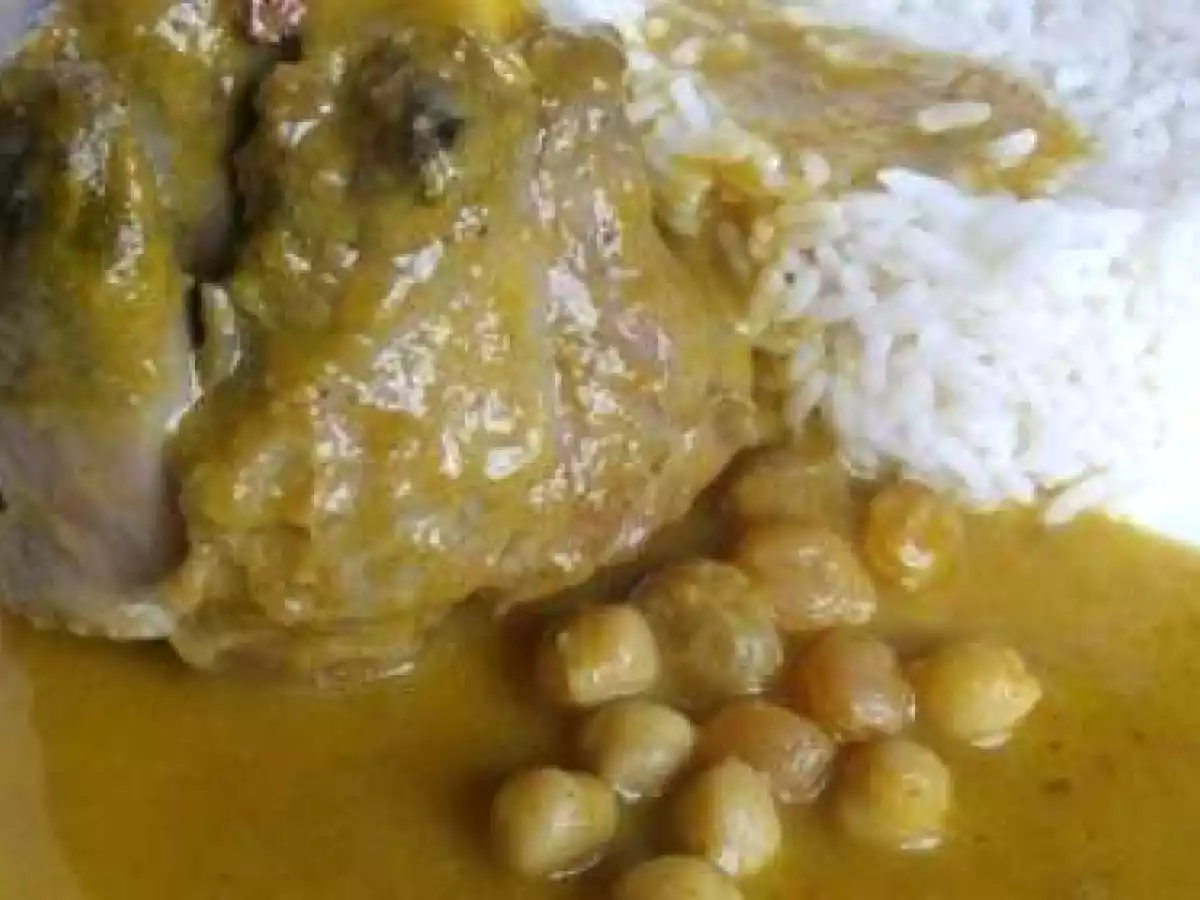 Souris d'agneau aux épices et raisins secs