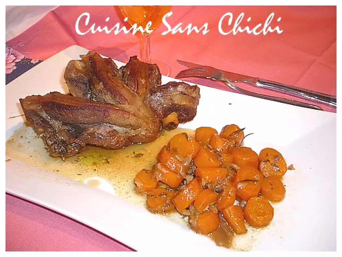 Souris d'agneau confites au miel et carottes fondantes