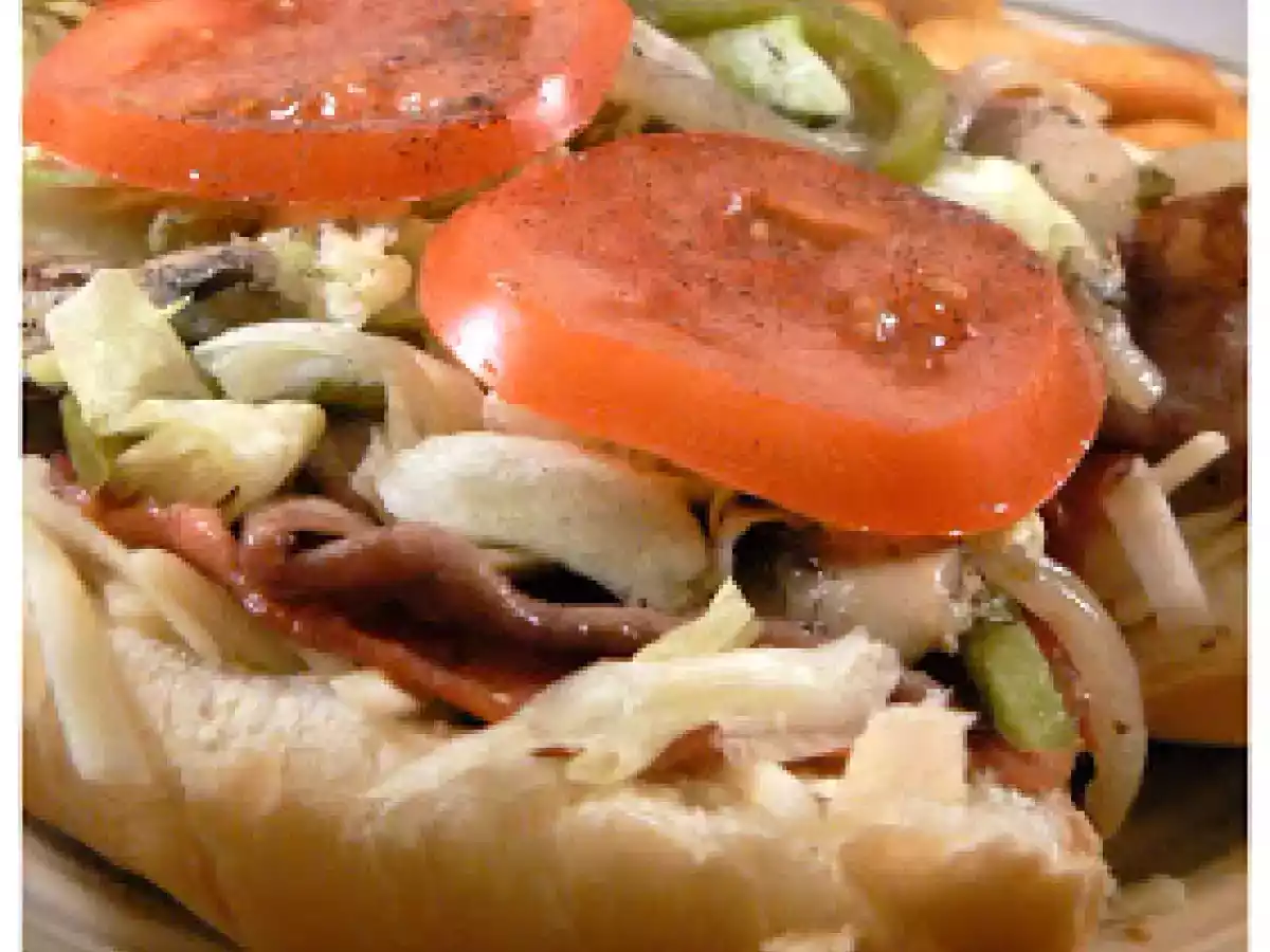 Sous-marins avec viande à fondue et pepperoni