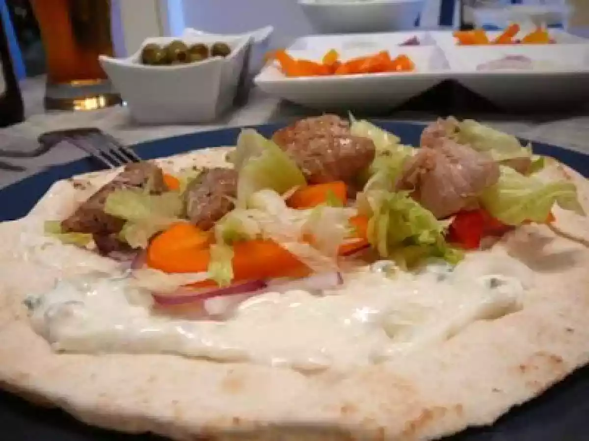 Souvlaki pita au porc (recette pour les paresseuses)