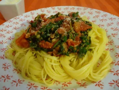 Spaghetti à la roquette et à la tomate