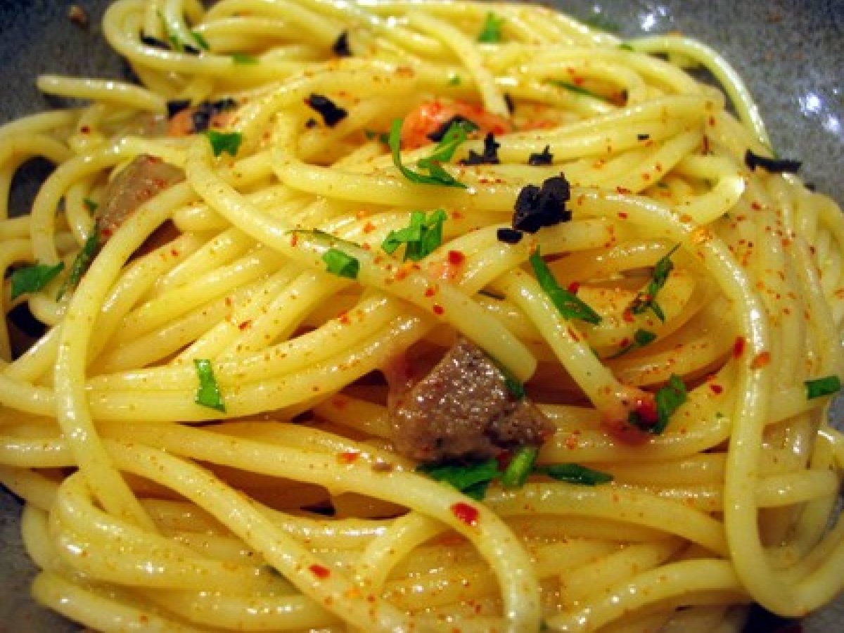 Spaghetti au foie gras et truffes, en souvenir des fêtes Recette Ptitchef