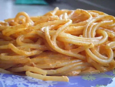 Spaghetti sauce crémeuse au paprika.