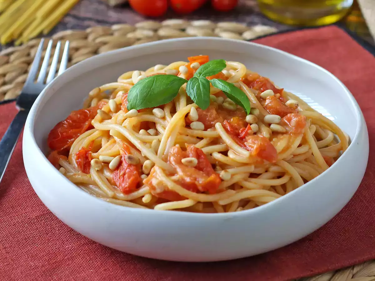 Spaghettis aux tomates cerises et aux pignons de pin - photo 5