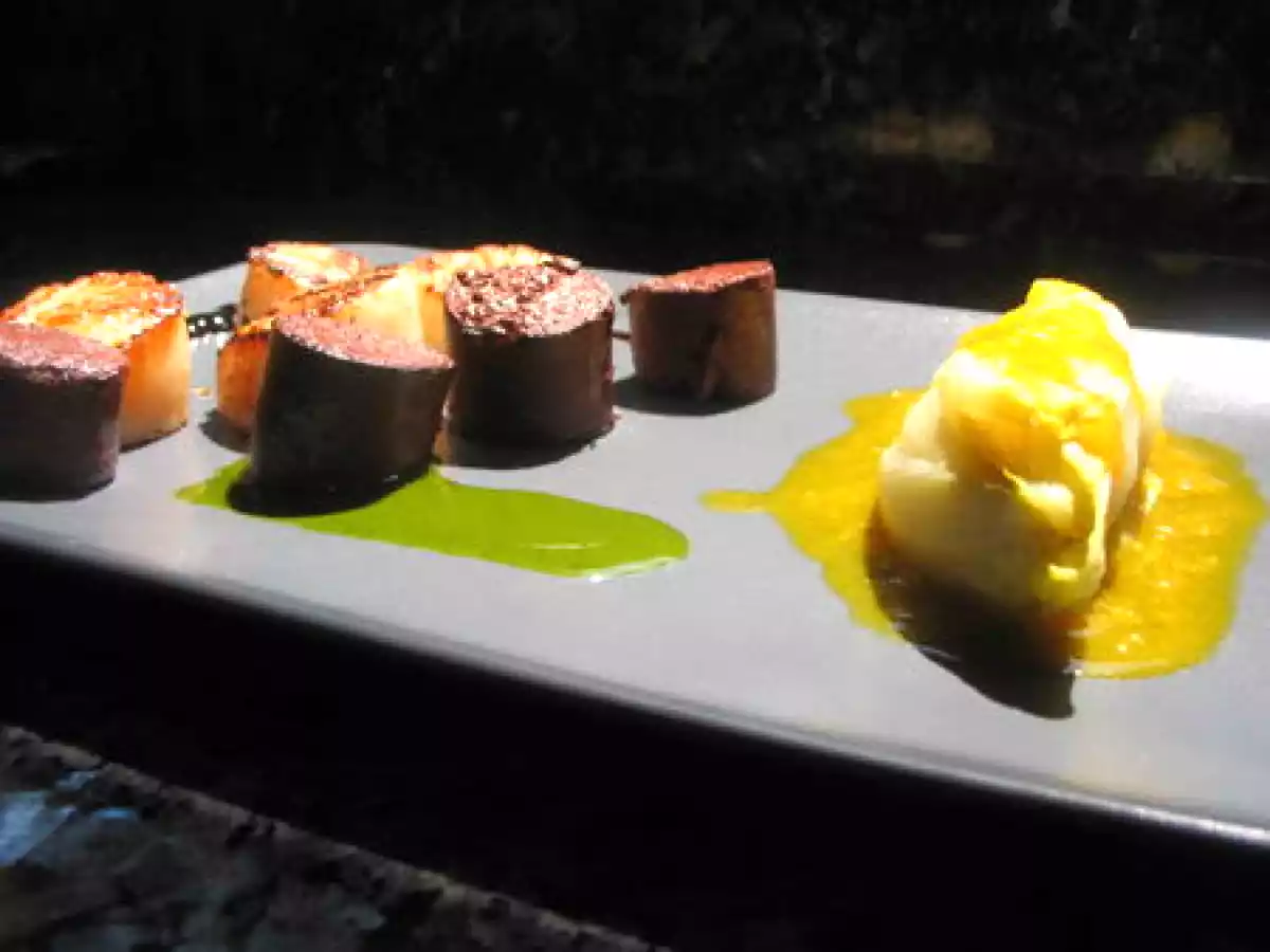 St Jacques, boudin noir, endives confites et condiments d'agrumes. - photo 3