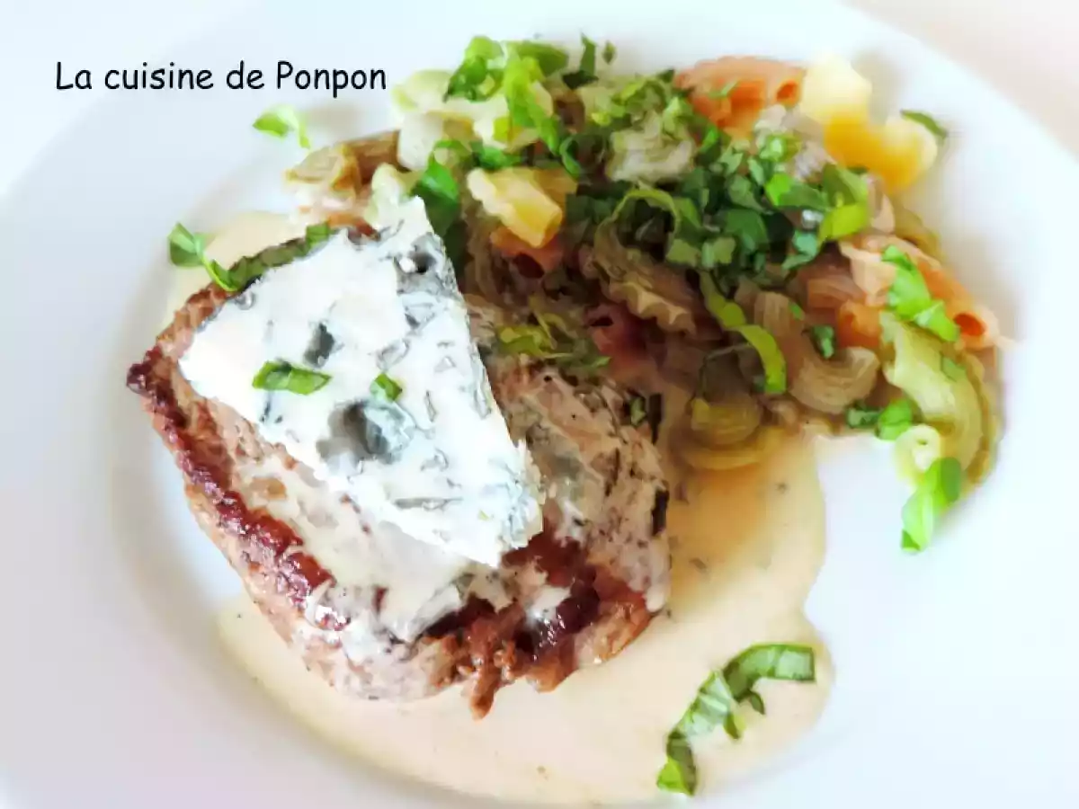 Steak parfumé au bleu de chèvre et cuit à basse température