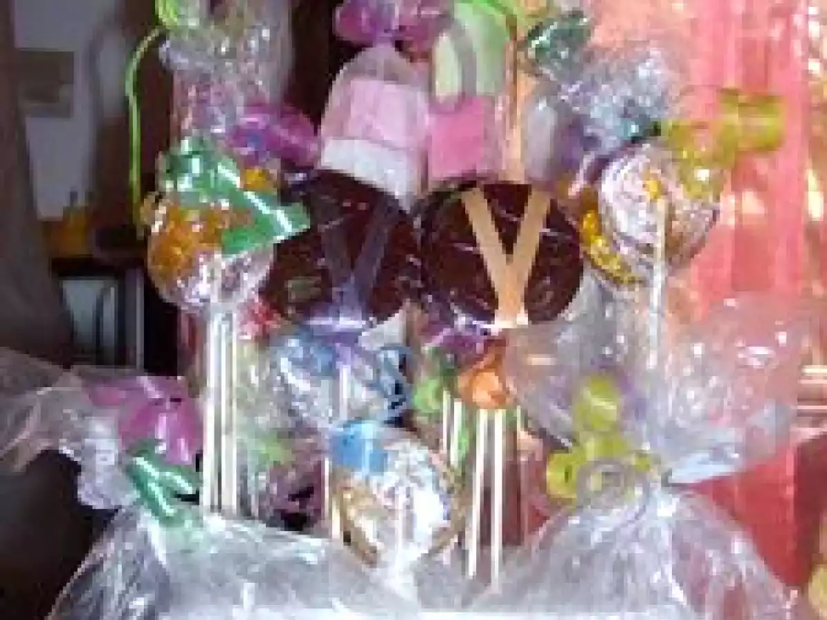 SUCETTES, BONBONS GELIFIES - photo 2