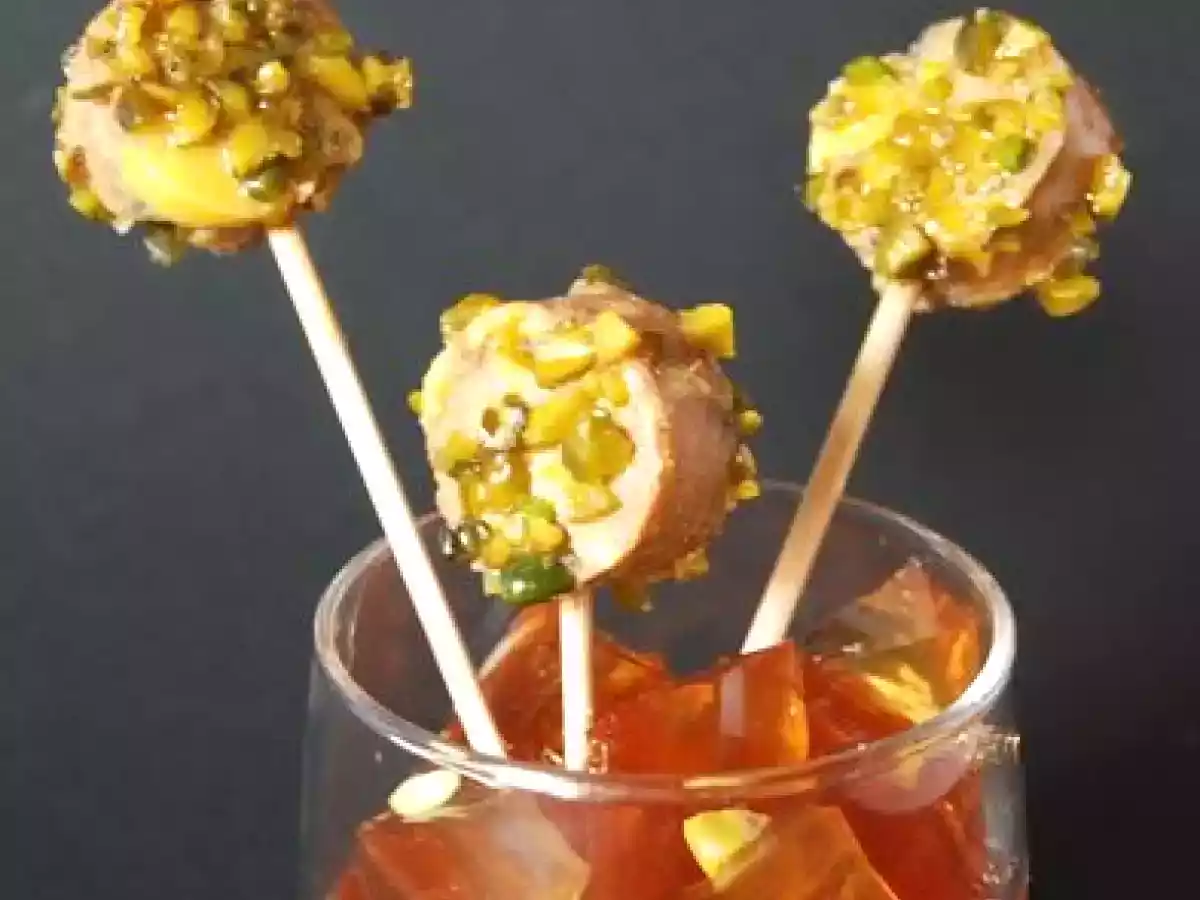 Sucettes de foie gras en gelée