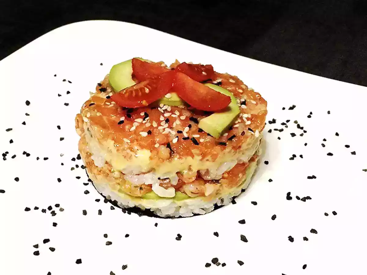 Sushi cake au saumon facile