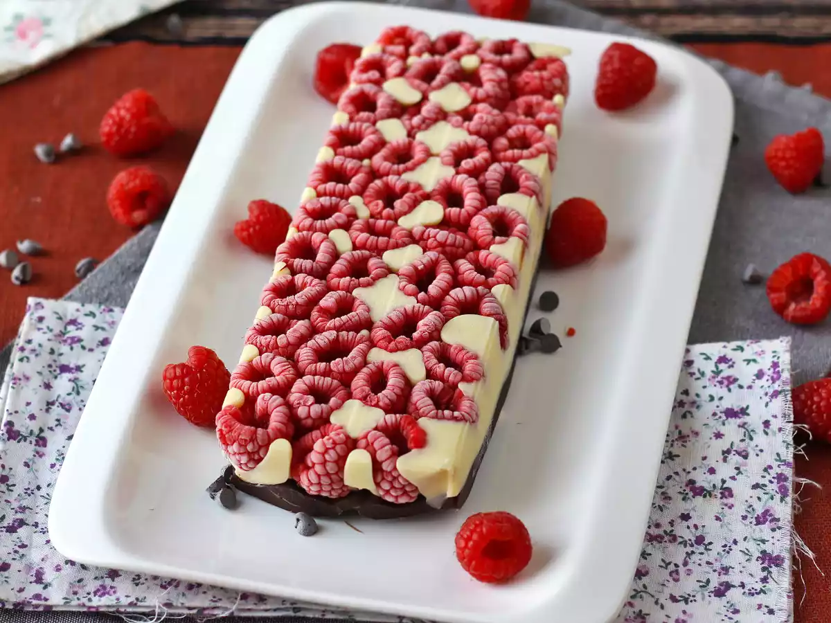 Tablette de chocolat façon Franui, aux framboises, chocolat blanc et chocolat noir! - photo 4